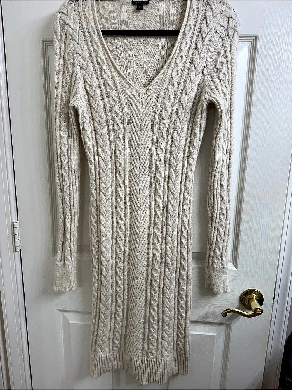 Ann Taylor Cable Knit Sweater Dress Midi Dress in Cream Size Small